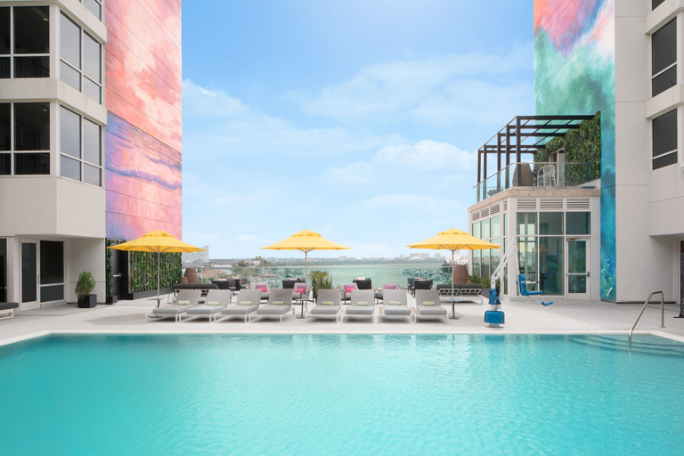 Sport & Beauty, SpringHill Suites by Marriott Clearwater Beach, Pinellas