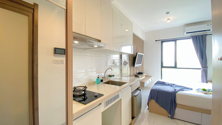 Others 5, Homey And Clean Studio At Sky House Alam Sutera Apartment, Tangerang