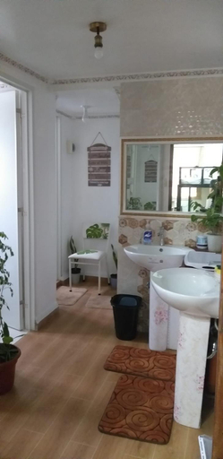 Bathroom 3, Liturs Travel Services homestay Rent a Car - Singcang, Bacolod City