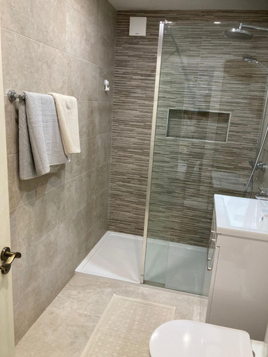 Bathroom 3, Kilpatrick Glebe - House and Beach Studio - Pet Friendly