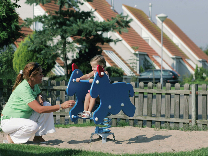 Property grounds 5, Villa in Zeeland Near the Beach, Schouwen-Duiveland