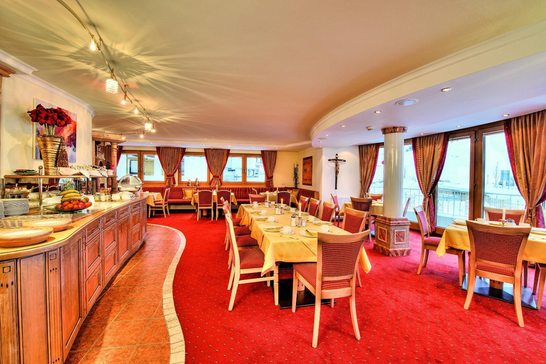 Food & Drinks 4, Hotel Garni Urezza, Landeck