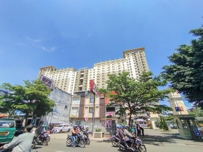 Exterior & Views, Urban 3Br At Apartment Gateway Ahmad Yani Cicadas, Bandung