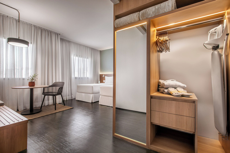 Bedroom 8