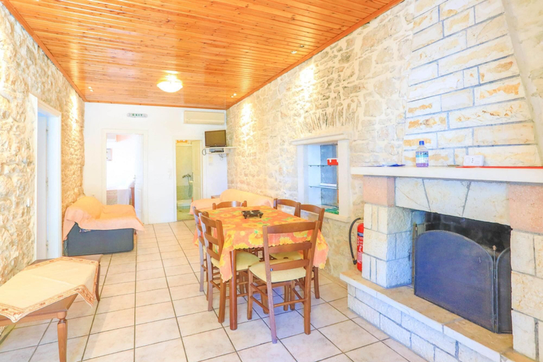 Room 2, Viilla Kefalaki Superb Sceneries and Views Private Pool, Ionian Islands