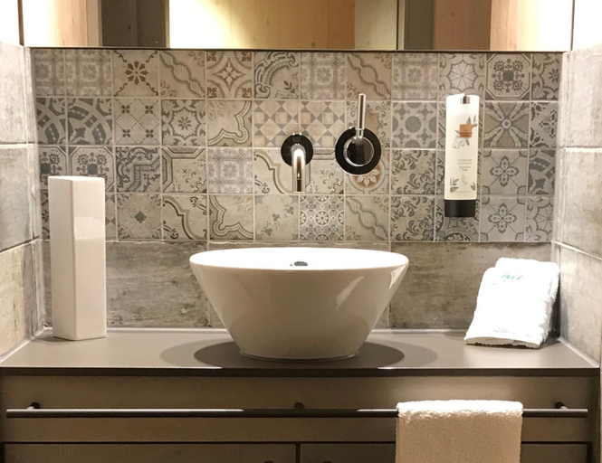 Bathroom 3, Lohei - Chalets im Chiemgau, Traunstein