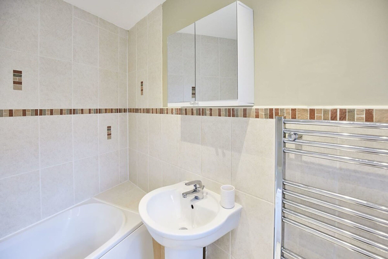 Room 2, Host Stay Aynsley Mews, Durham