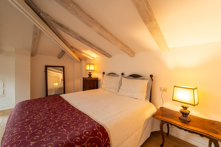 Bedroom 4, Attic Persichetto with stunning view of Bologna, Bologna