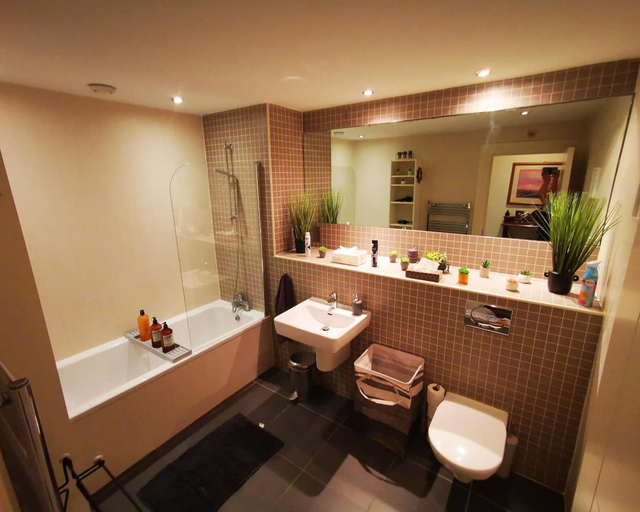 Bathroom, 2BR Modern Luxury Loft Apartment, Belfast