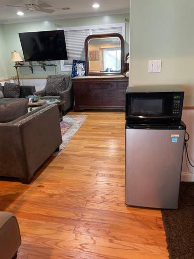 Others 1, Guest Room, Monmouth