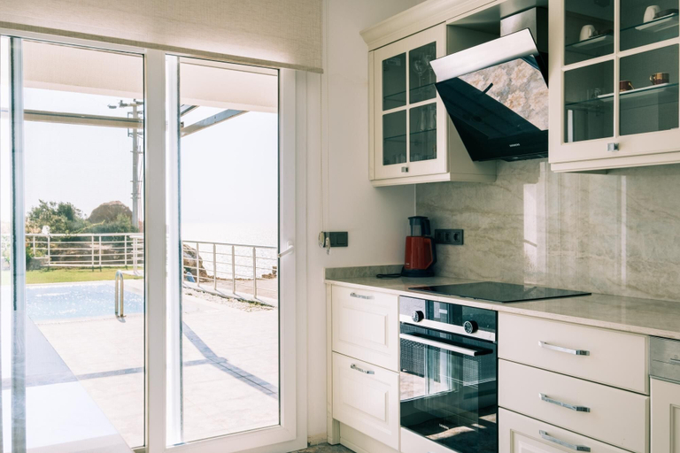 Others 4, Chic Villa w Patio Pool 3 min to Beach in Bodrum, Bodrum