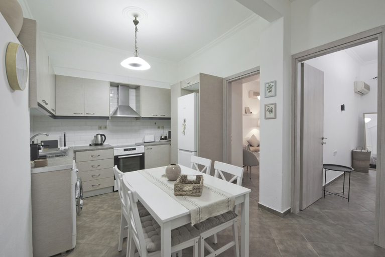 Room 4, Irida With 1 Bedrooms and 1 Bathrooms, Attica