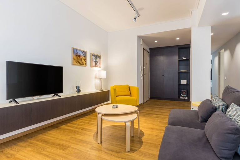 Room 4, Elegance in Vouliagmeni, Attica