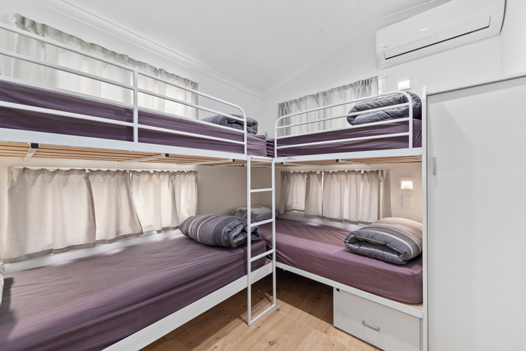 Bedroom 3, BIG4 Ingenia Holidays Wagga Wagga, Wagga Wagga - Pt A