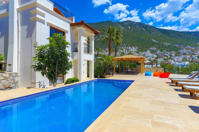 Room 4, Villa Eos in Kalkan With 3 Bedrooms and 4 Bathrooms, Kaş