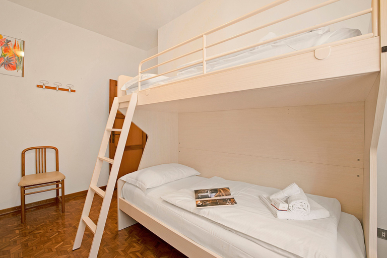 Room 3, Albatros in Dro With 2 Bedrooms and 1 Bathrooms, Trento