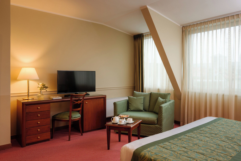 Bedroom 2, Hotel Barchetta Excelsior, Como