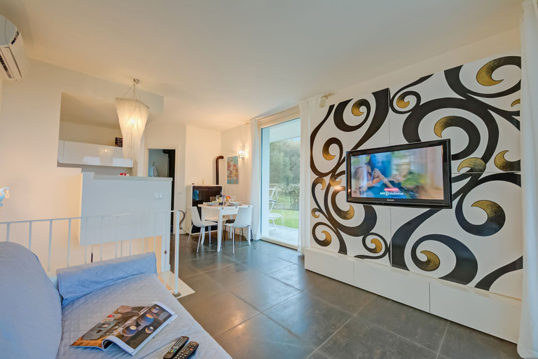 Room 5, Casa Oleandri With Pool and Lake View, Brescia