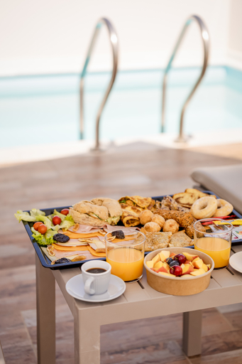 Food & Drinks, Sarpidon Suites, Crete
