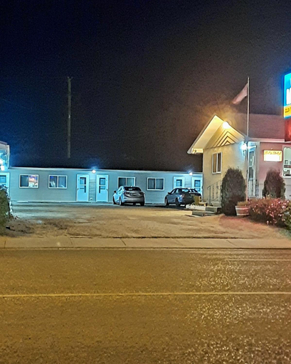 Others 3, Vista Motel, Division No. 10