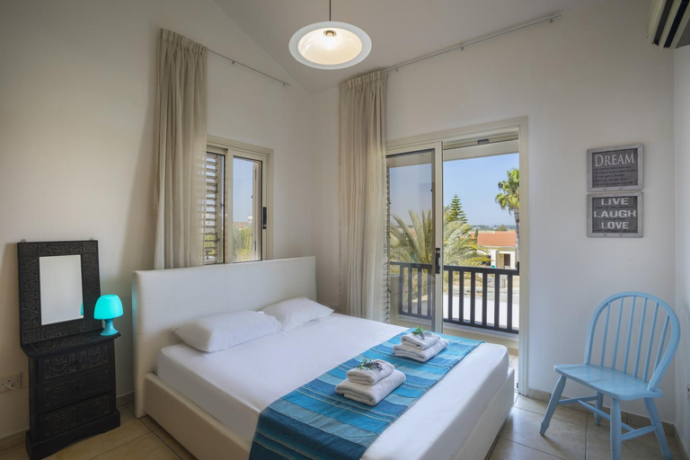 Bedroom 3, Meneou Beachfront Villa