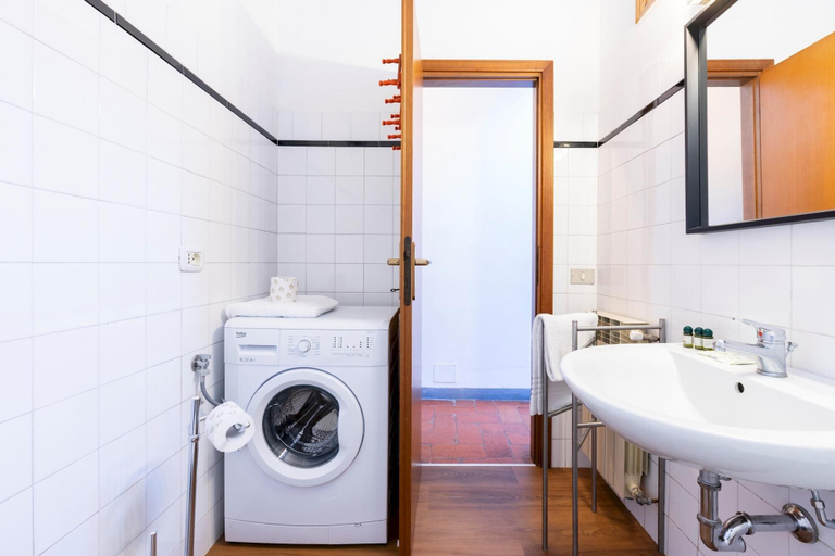 Room 5, Chiara Apartment in Firenze, Florence
