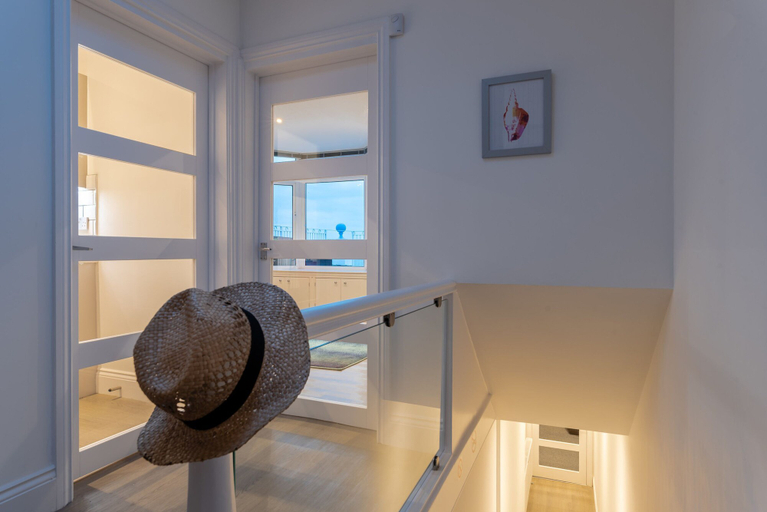 Room 3, Quayside View in Paignton, Torbay