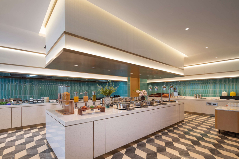 Food & Drinks 5, Hilton Garden Inn Hulunbuir Hailar, Hulunbuir
