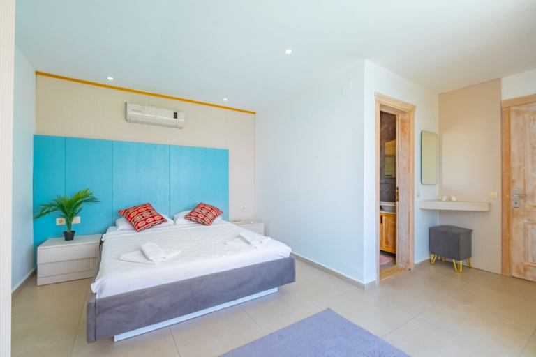 Bedroom 4, Lux Villa With Inf Pool Jacuzzi - All Rooms w AC, Kaş