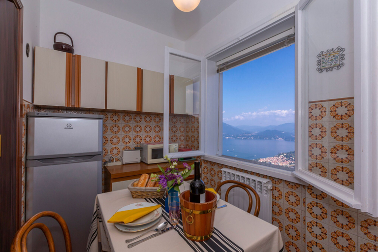 Room 4, Nicoletta s Lake View On Stresa Hills, Verbano-Cusio-Ossola