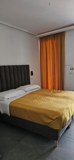 Bedroom 2, Villa Daniela Suites, Salerno