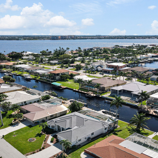 Room 2, Boaters Dream S Terr Pool Yacht Club Boating, Lee
