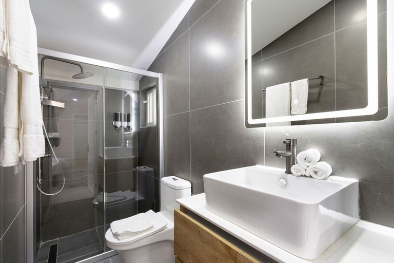 Bathroom 4, Villa Elo ze Luxury Noord Escape Private Pool