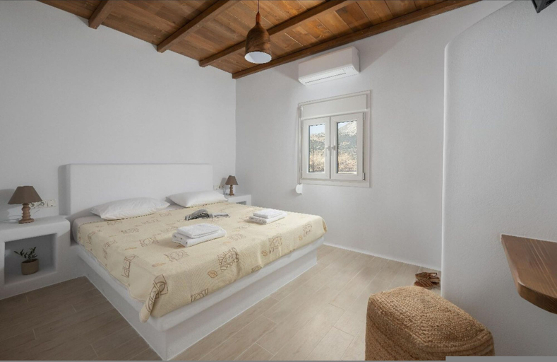 Room 3, Kottakis Stone House, South Aegean