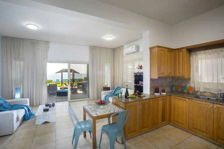 Others 3, Meneou Beachfront Villa