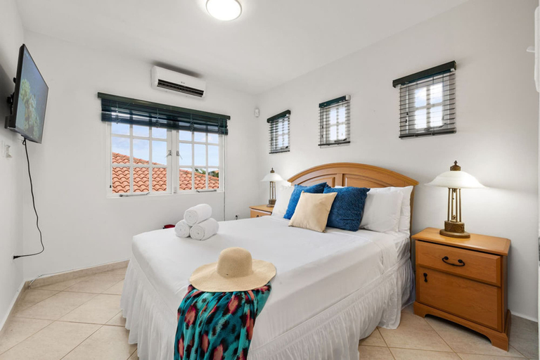 Bedroom 2, 3BR Town Home in Gated Community Palm Beach