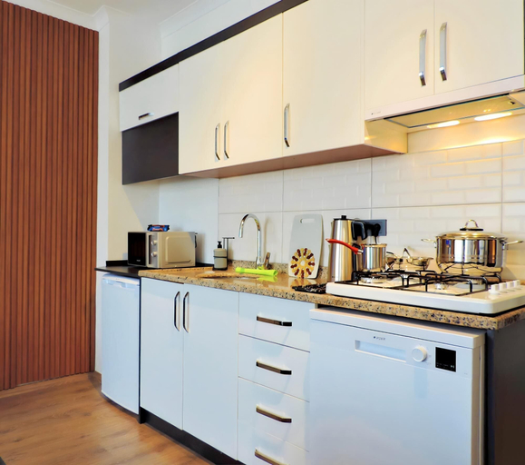 Room 4, Chic Flat 10 min to Lara Beach in Antalya, Antalya