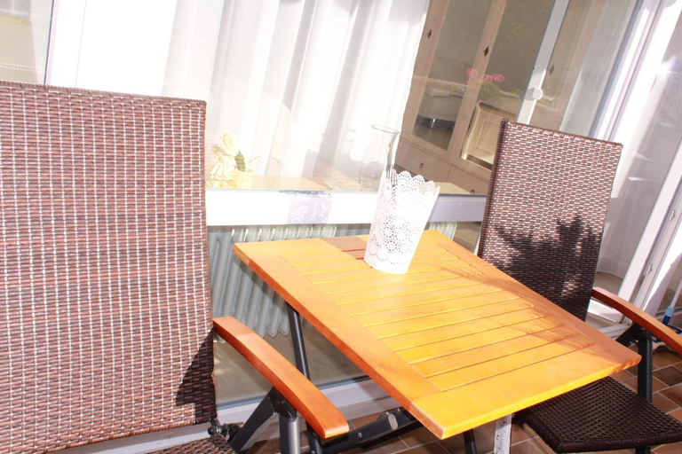 Others 3, MariaPrimaVera Apartment am Kurpark mit Schwarzwaldblick * * * *, Breisgau-Hochschwarzwald