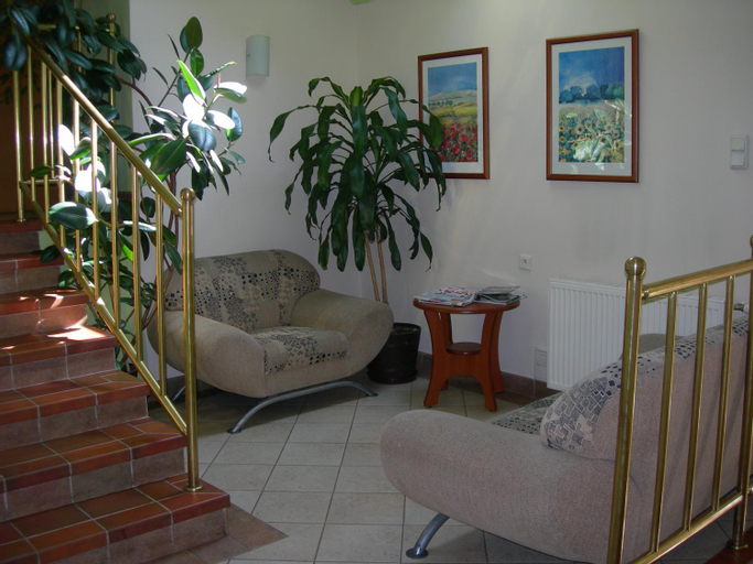 Public Area, Zajazd Podjadek, Wieluń
