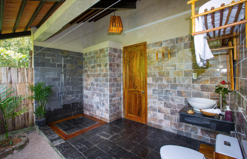 Bathroom 3, Valley Village Phu Quoc, Phú Quốc