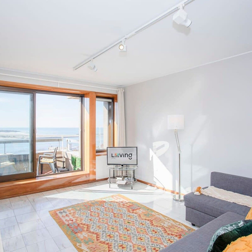 Room 2, Liiiving in Porto Sea River View Apartment, Porto