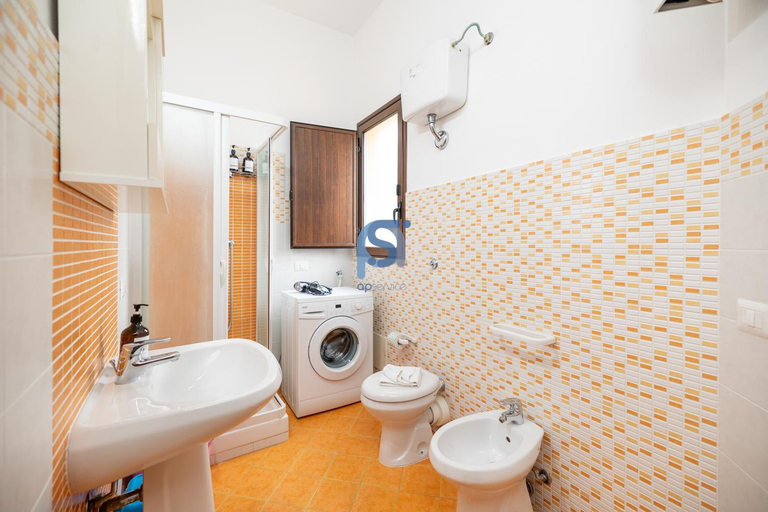 Bathroom 2, Ni Ni Apartments - Self Check in, Palermo