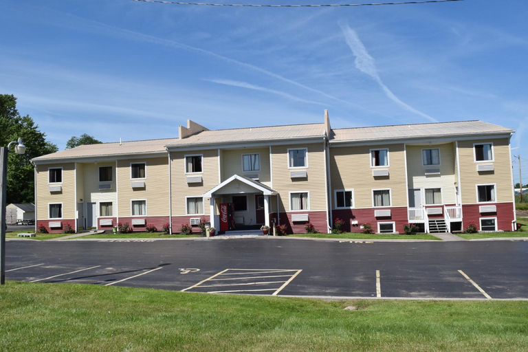 Others 4, Budget Inn Ontario, Wayne