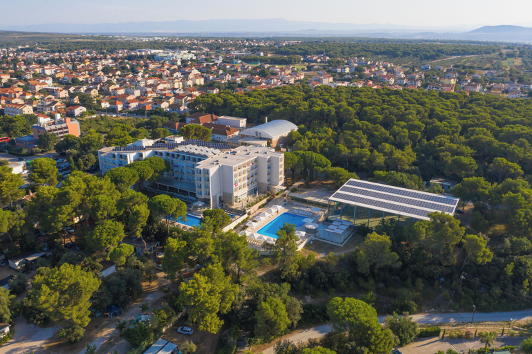 Exterior & Views 2, Family Hotel Adria, Biograd na Moru