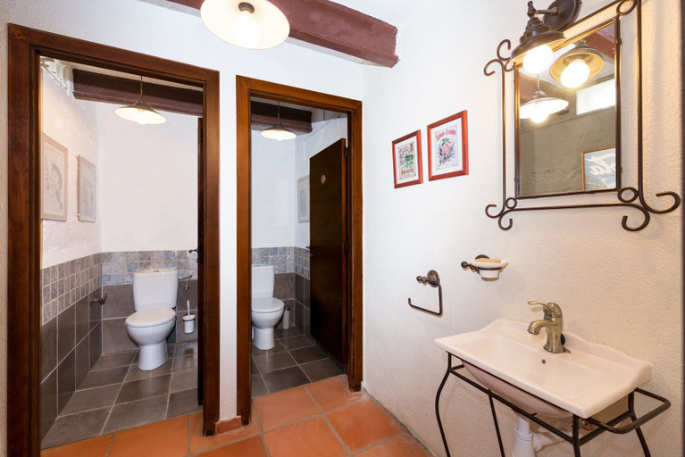 Bathroom 5, Comarquinal Bioresort Penedès, Barcelona
