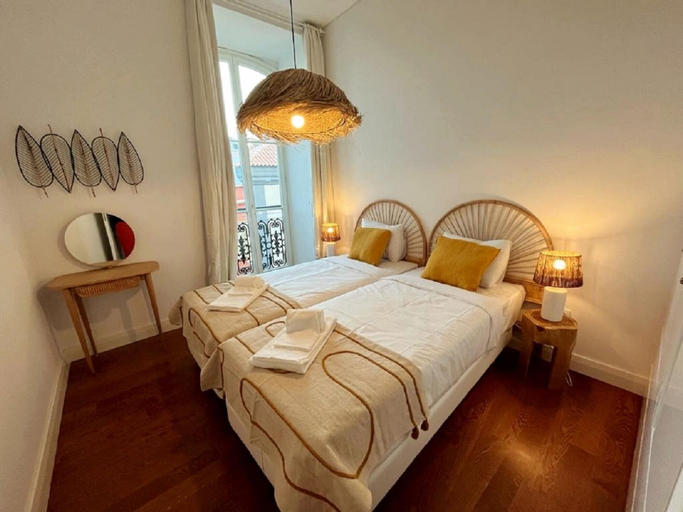 Others 1, President Pais Apartment, Faro