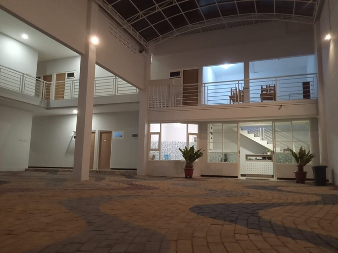Exterior & Views 5, Edelweiss Homestay, Malang