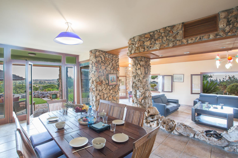 Others 5, Villa Othelo