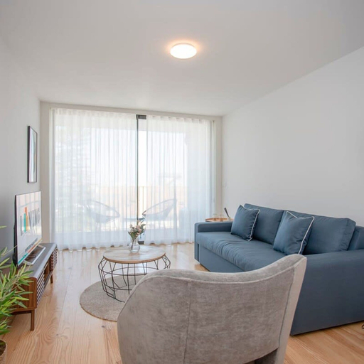 Others 4, Liiiving in Porto-City View Apartment 3T, Porto