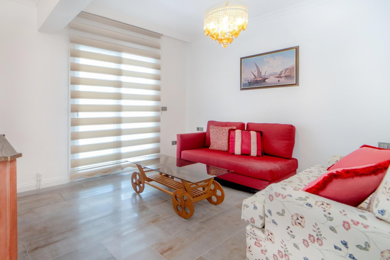 Room 3, Villa w Pool Garden Patio 1 min to Beach in Bodrum, Bodrum